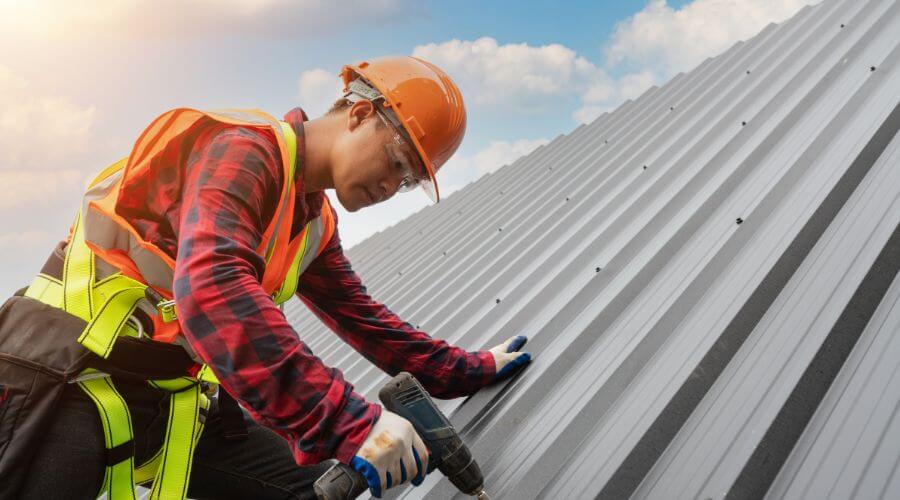 Professional gutter cleaning in Angola, LA